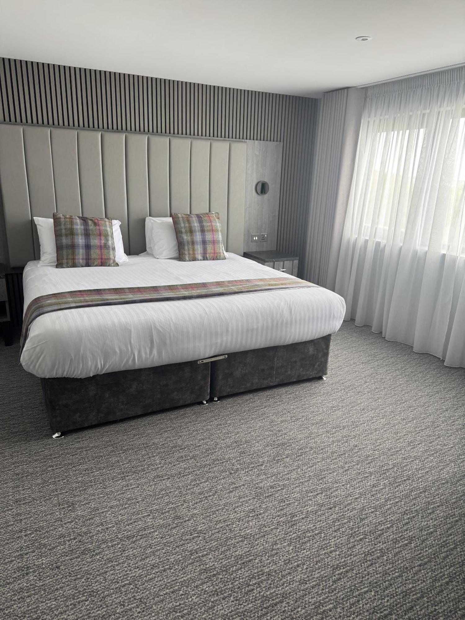 The Knowes Hotel & Restaurant Macduff Rum bild