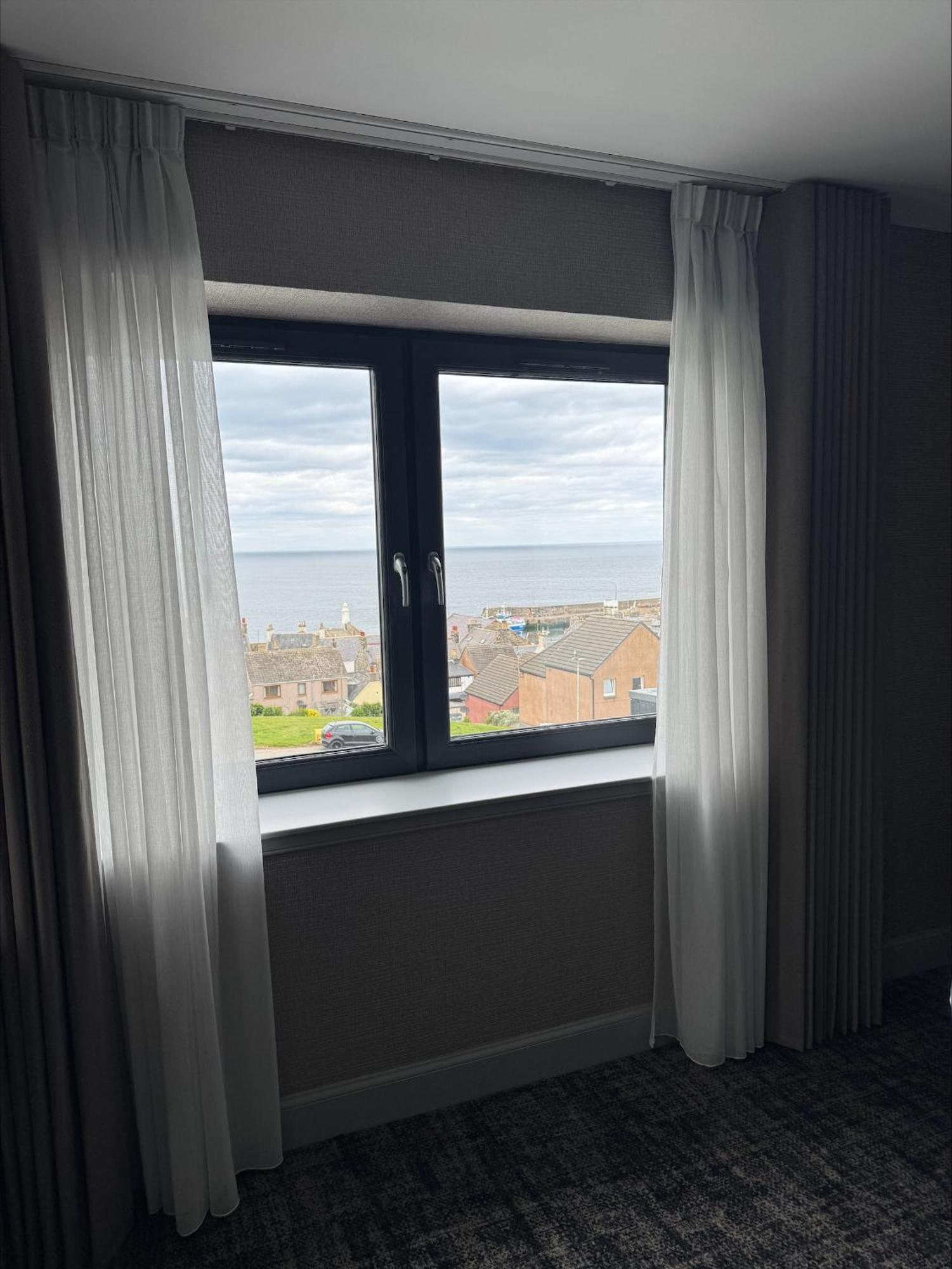 The Knowes Hotel & Restaurant Macduff Rum bild